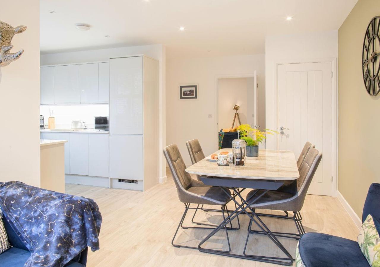 切尔滕纳姆Stunning 2 Bed With Private Patio And Free Parking别墅 外观 照片