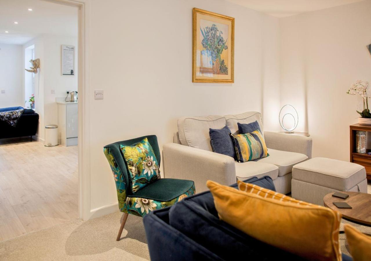 切尔滕纳姆Stunning 2 Bed With Private Patio And Free Parking别墅 外观 照片