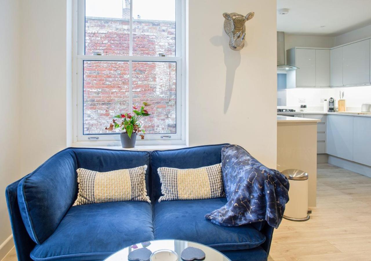 切尔滕纳姆Stunning 2 Bed With Private Patio And Free Parking别墅 外观 照片