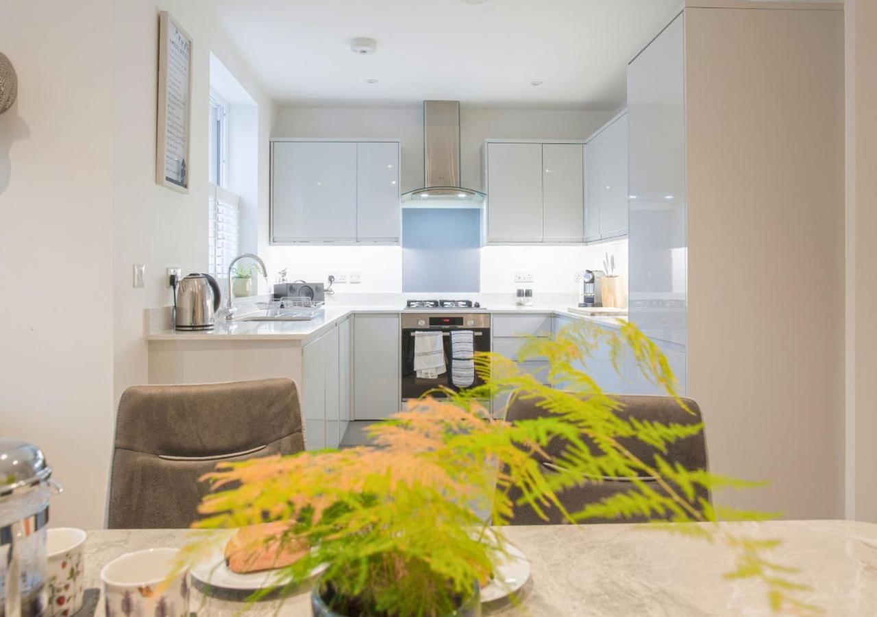 切尔滕纳姆Stunning 2 Bed With Private Patio And Free Parking别墅 外观 照片